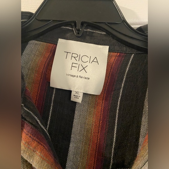 Tricia Fix Cropped Western Flannel - Picture 7 of 8